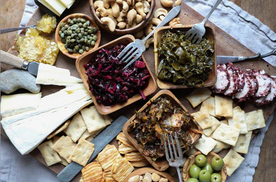 THE STAY HOME FOR THE HOLIDAYS CHEESE BOARD RECIPE